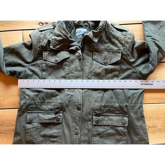 Levi's Women's Army Green Army/Field Jacket coat. Heavy. Lines. Pockets. XL - Picture 10 of 10